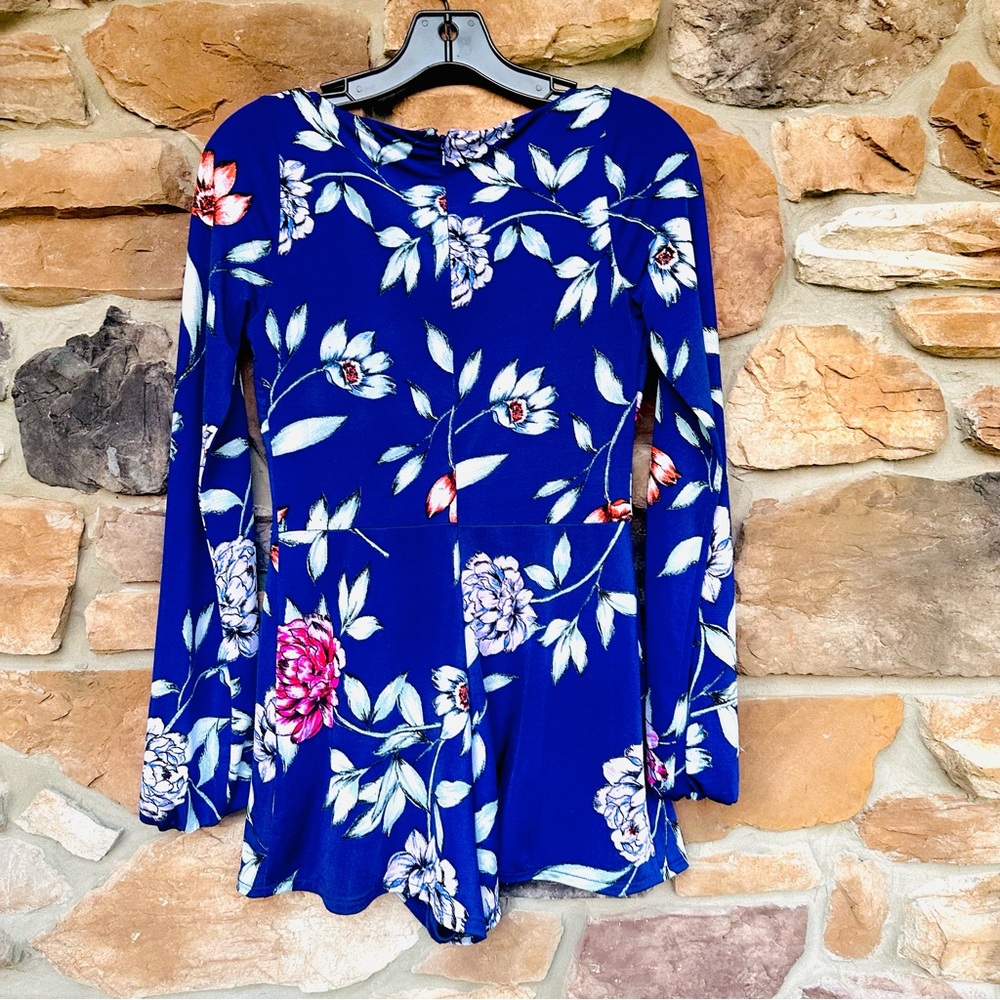 GUESS FLORAL ROMPER COSMIC DEEP INK - Picture 7 of 13